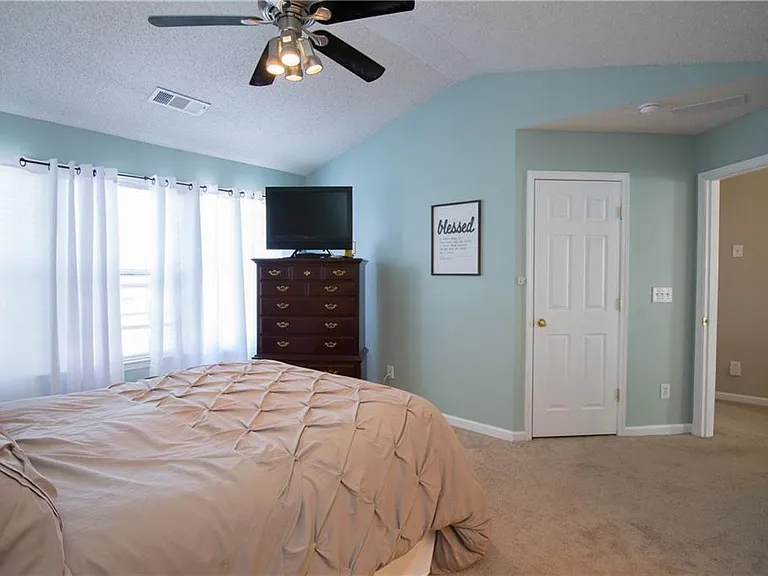 2507 Timbercreek Cir — Photo 17