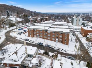 362 John St S #6, Hamilton, ON L8N 2E4