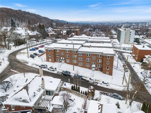 362 John St S #6, Hamilton, ON L8N 2E4