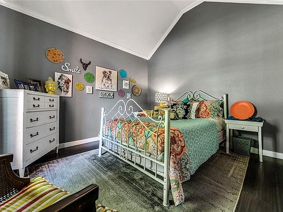 4th image of 8309 Tanglerose Dr