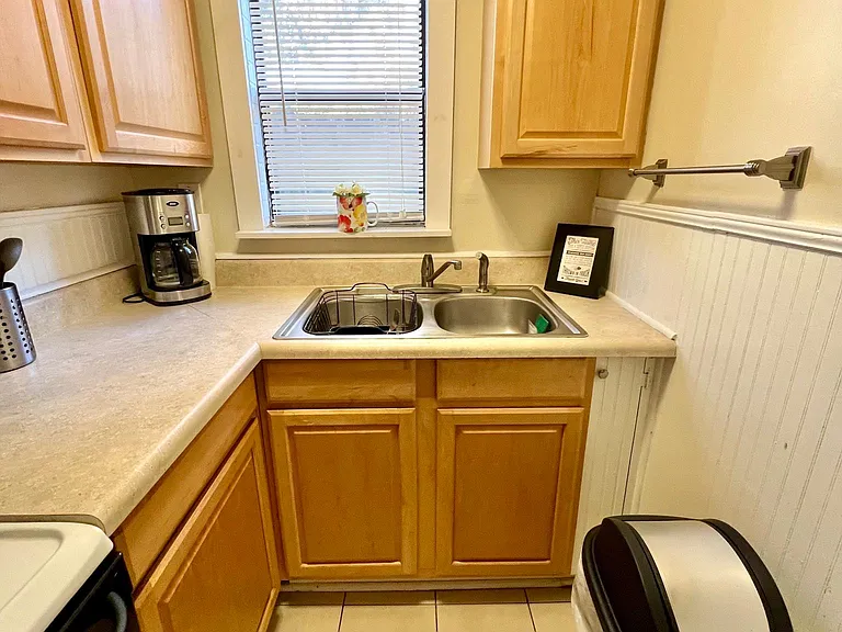 1602 Orlando Cir S #1 — Photo 10
