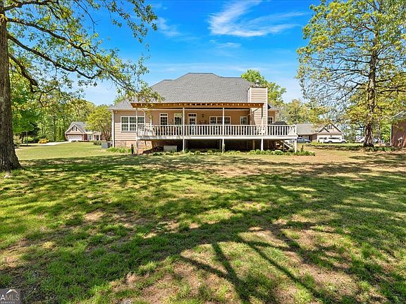 2nd image of 16 Quarter Horse Dr NW