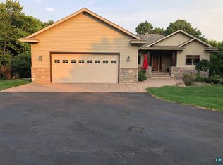 2766 Lindahl Rd, Duluth, MN 55810