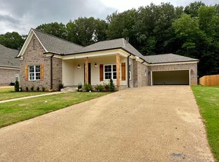 1456 Creekside Ln, Hernando, MS 38632