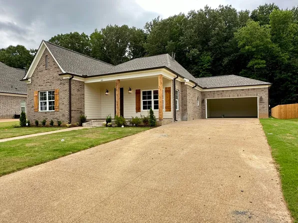 1456 Creekside Ln, Hernando, MS 38632