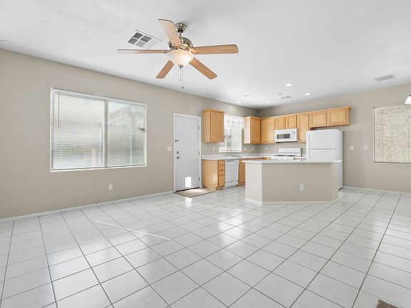 3rd image of 8033 Peaceful Woods St