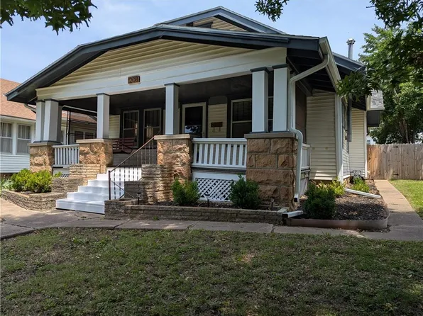 1208 Central Ave, Horton, KS 66439