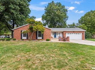 51 Glen Eagle Dr, Springfield, IL 62704