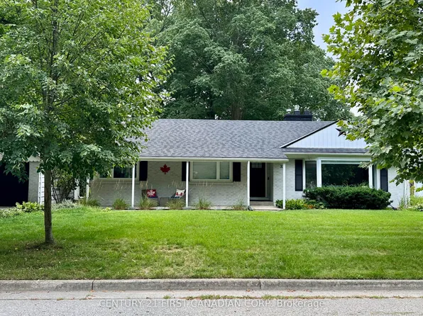 33 Braemar Cres, London, ON N6H 2X2