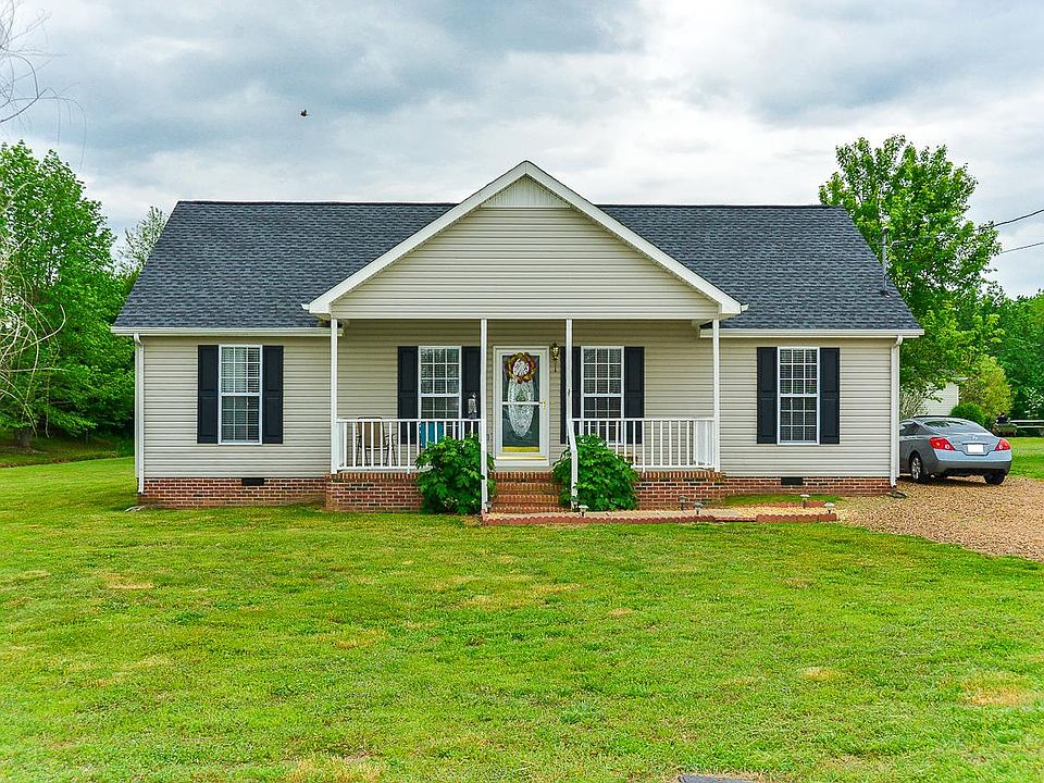 1st image of 12 Heritage Rd
