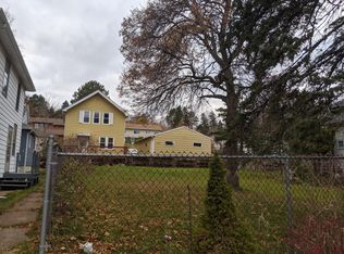 1305 E 6th St, Duluth, MN 55805