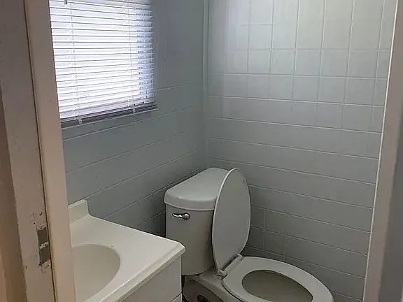8239 Suncoast Dr #B — Photo 8