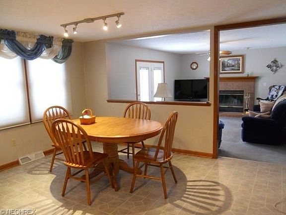 3rd image of 347 Foxborough Dr