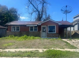 1811 Lauradale Dr, New Orleans, LA 70114
