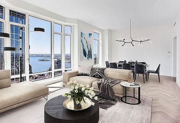3rd image of 30 Park Pl APT 68C