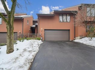 25 Mullarkey Dr, West Orange, NJ 07052