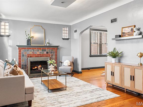 2nd image of 6561 Mardel Ave