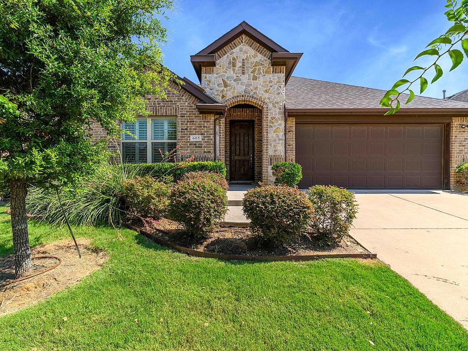 1st image of 605 Barnstorm Dr
