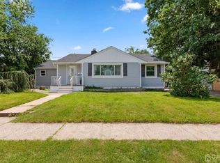 26 Fern St, Edison, NJ 08817