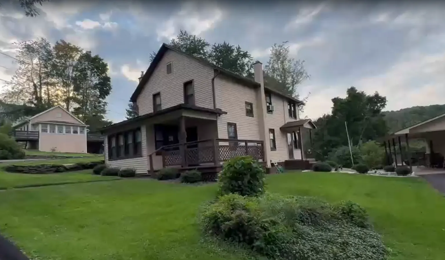 212 Mountain Road - 1 — Photo 1