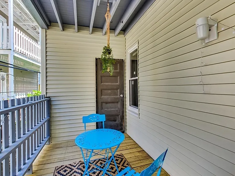 47 Hillside St #2L — Photo 26