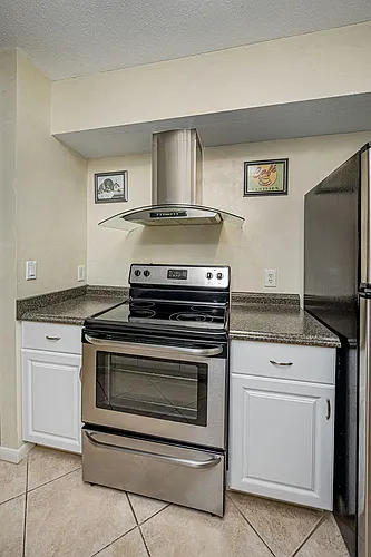 815 W Boynton Beach Blvd Photo 1