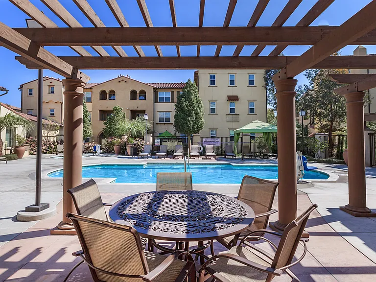 Paseos At Magnolia Luxury Apartments Homes — Photo 43