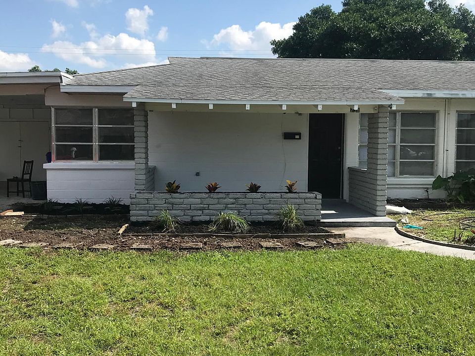 1st image of 234 Park Blvd N
