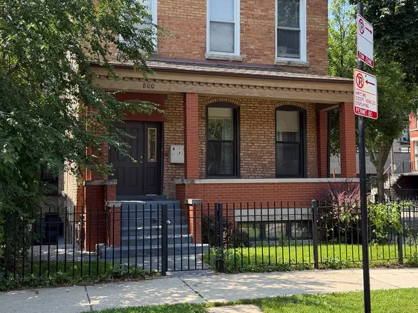 800 S Claremont Ave, Chicago, IL 60612