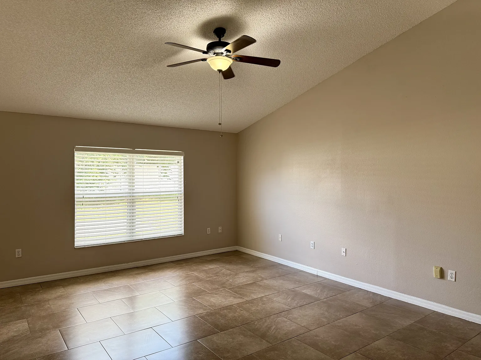 1924 Maury Road - 1 — Photo 4