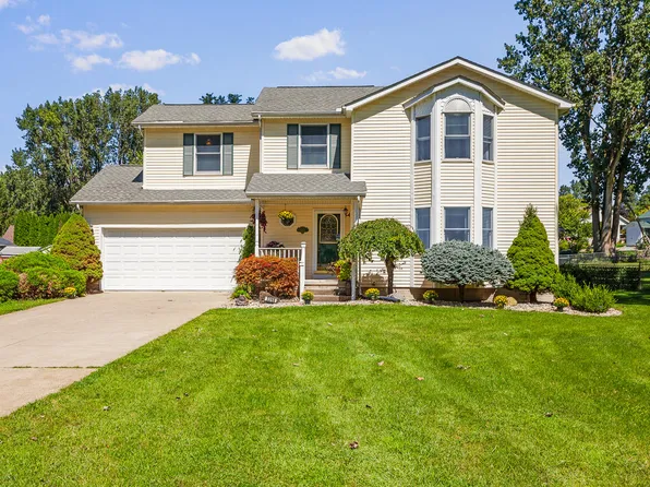3268 Birch Ct, Adrian, MI 49221