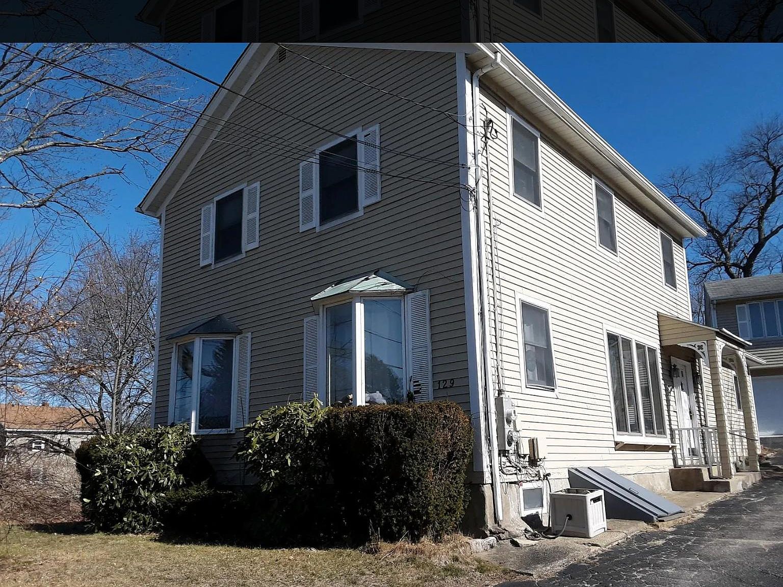 129 Simmonsville Ave, Johnston, RI 02919 Zillow