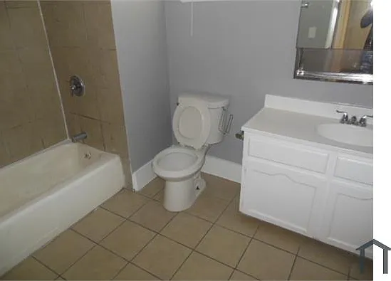 1117 E Tucker St #C — Photo 7