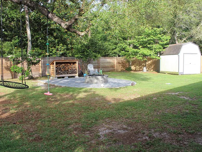 334 Jamaica Way — Photo 25