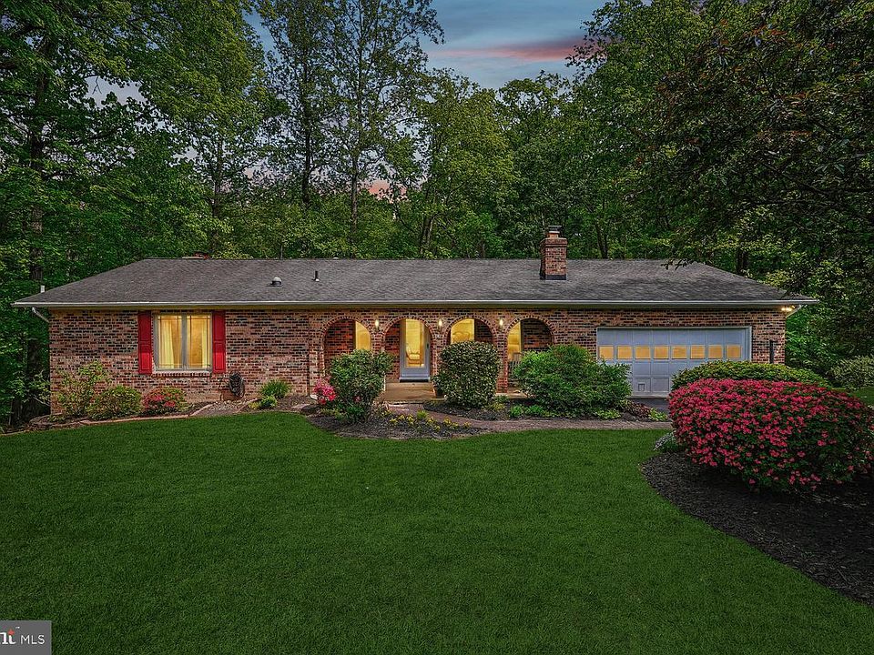 1st image of 12203 Woodlark Ct