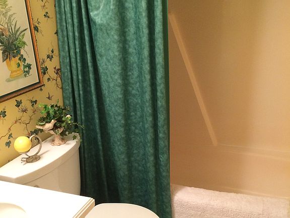 4th image of 1624 Heatherloch Dr