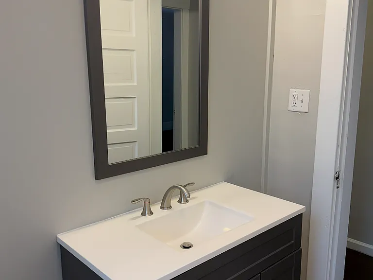 1015 N Olney St — Photo 29