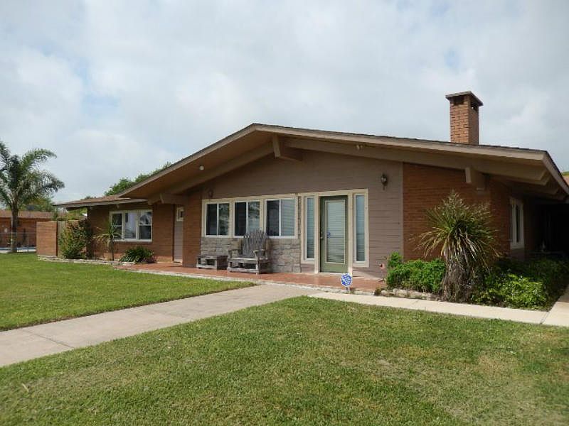 1st image of 2111 E Bayshore Dr