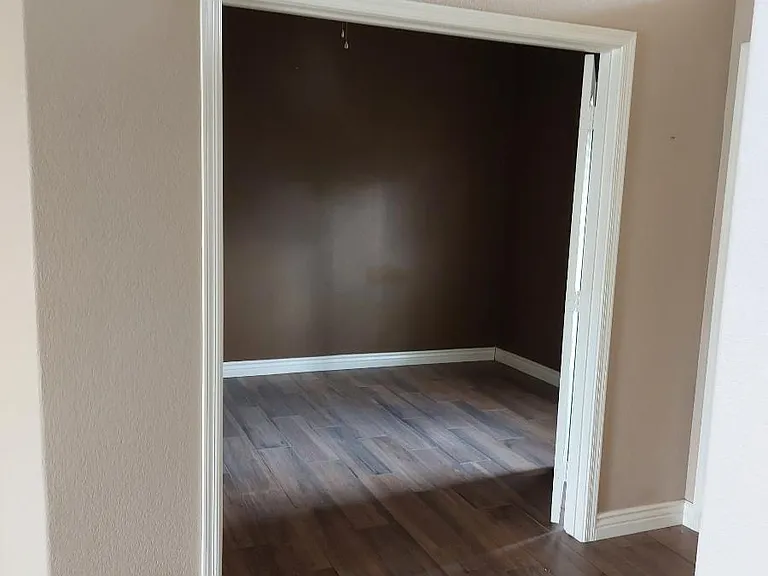 9657 W Potter Dr — Photo 13