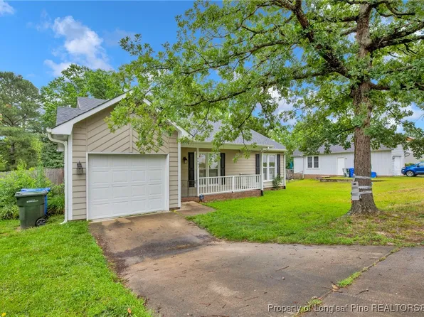 6651 Brookshire St, Fayetteville, NC 28314