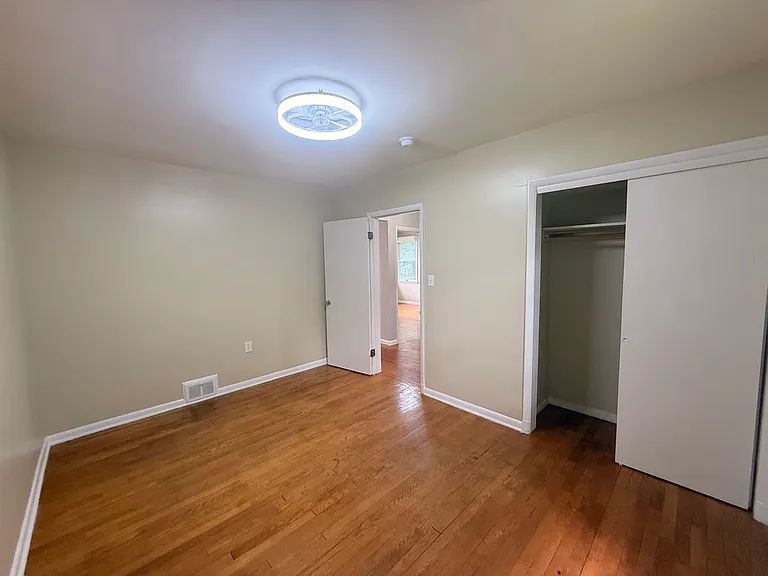 5460 Ten Oaks Rd — Photo 13