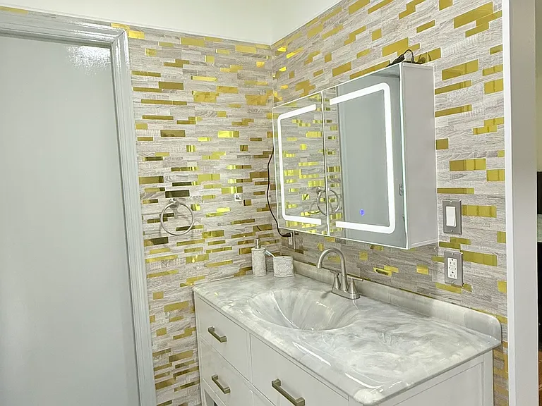 1292 Port Au Prince Rd — Photo 1