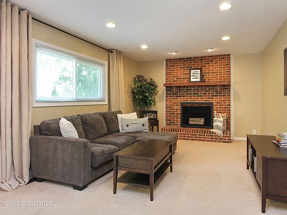 5th image of 17574 W Cottonwood Ct