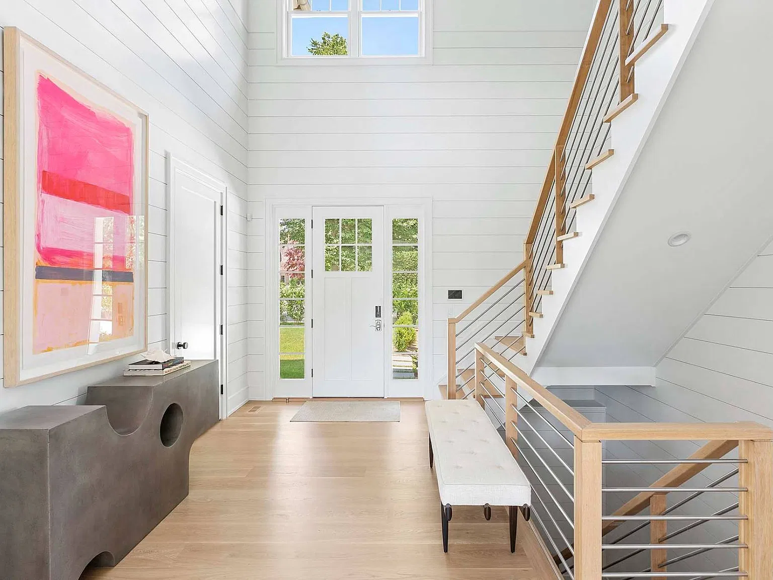 Pristine Rental With Heated Pool In Southampton Village — Photo 3