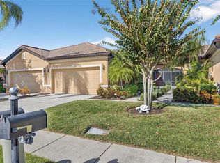 329 Seneca Falls Dr, Apollo Beach, FL 33572