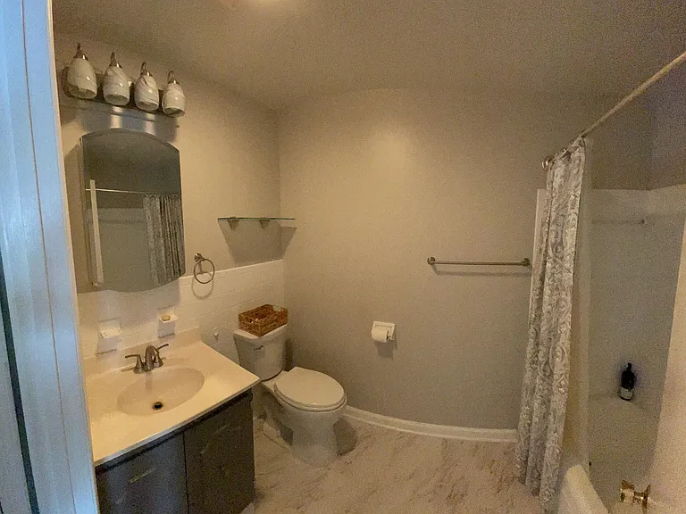 3891 Chain Bridge Rd — Photo 28