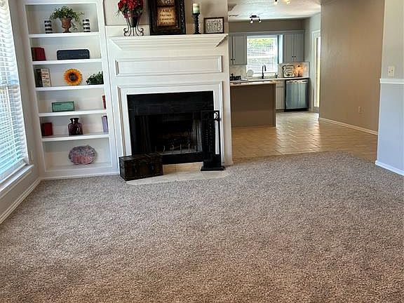5th image of 2809 Green Canyon Dr