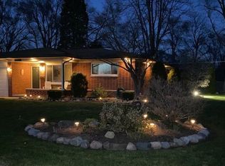 33732 Sebastian Lane Dr, Sterling Heights, MI 48312