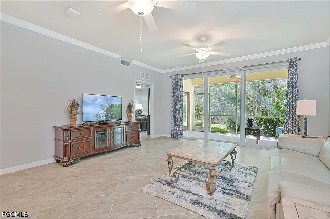 2 bed, 2.0 bath, 1238 sqft, $5,000 — Photo 3