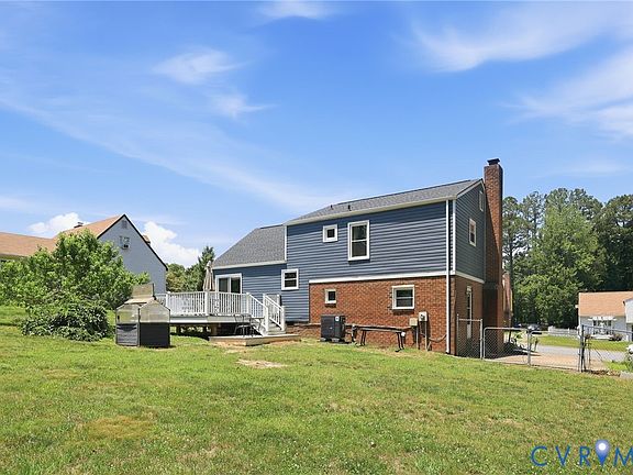 4th image of 707 Rosegill Rd